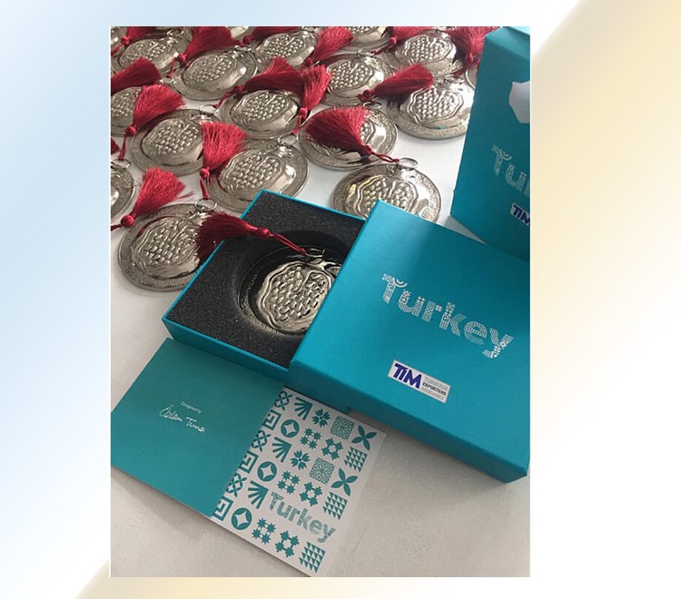 Corporate gifts designing Design